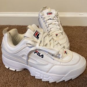 Fila Men's Strada Disruptor. SIZE 8 1/2 Men. Is USED.